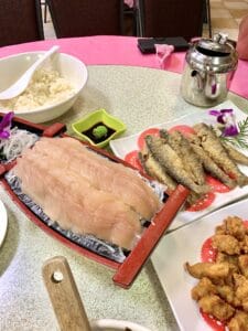 苗栗南庄春谷養鱒農場鱒魚生魚片